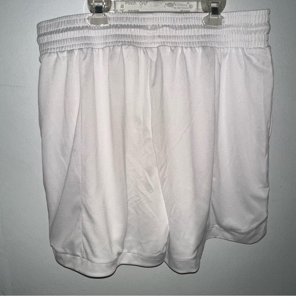 Puma Women's Foundation Basketball Draw String‎ Shorts Sz L White NWT MSRP $40 - Picture 2 of 5